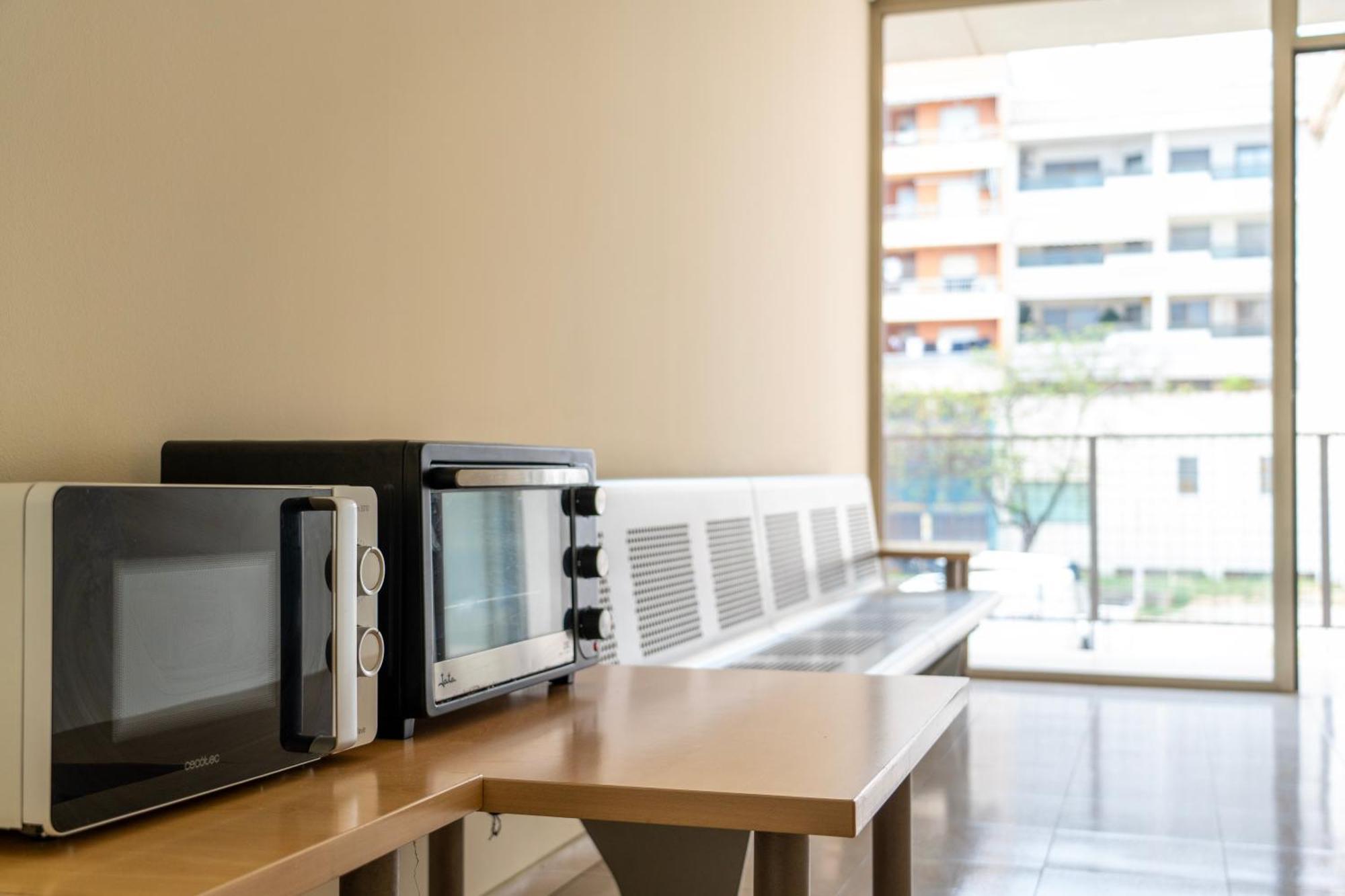Apartaments Turistics Residencia Vila Nova Vilanova i la Geltrú Esterno foto