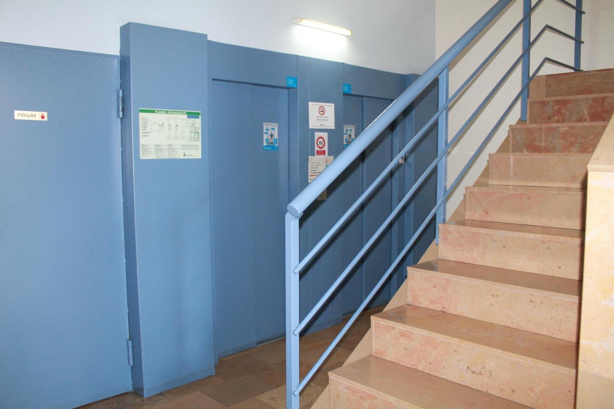 Apartaments Turistics Residencia Vila Nova Vilanova i la Geltrú Esterno foto