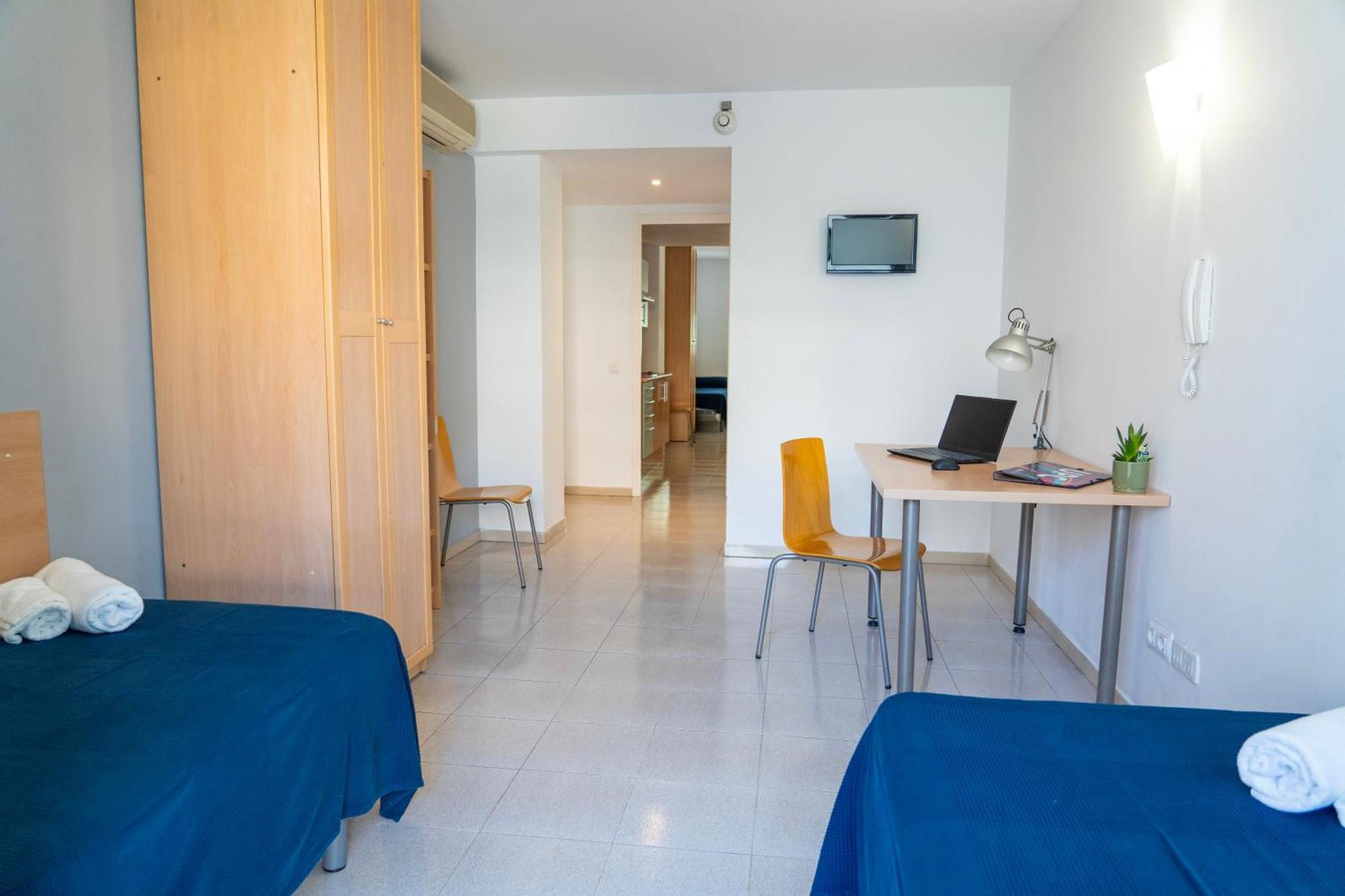 Apartaments Turistics Residencia Vila Nova Vilanova i la Geltrú Esterno foto