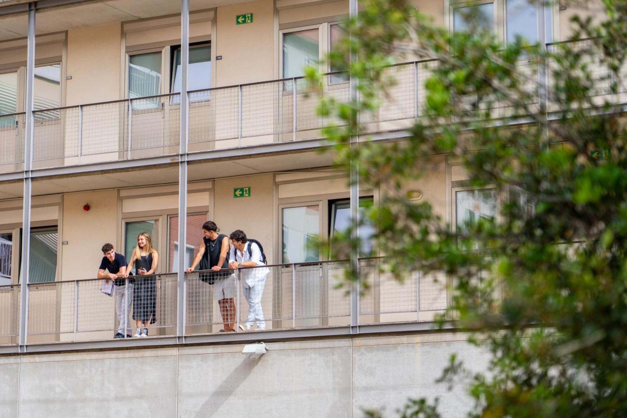 Apartaments Turistics Residencia Vila Nova Vilanova i la Geltrú Esterno foto