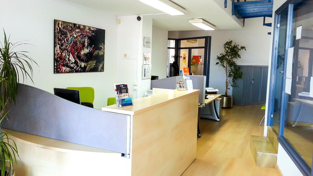 Apartaments Turistics Residencia Vila Nova Vilanova i la Geltrú Esterno foto